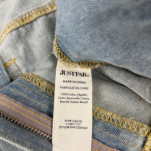 JustFab Jeans Acid Wash Women Size 22 with Belt - Picture 5 of 10